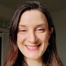 Lara Effland, LICSW, CEDS＂loading=